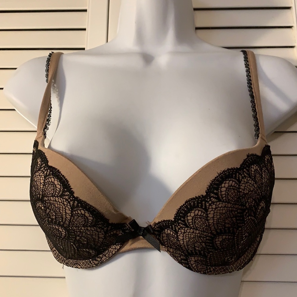Kenneth Cole Bra